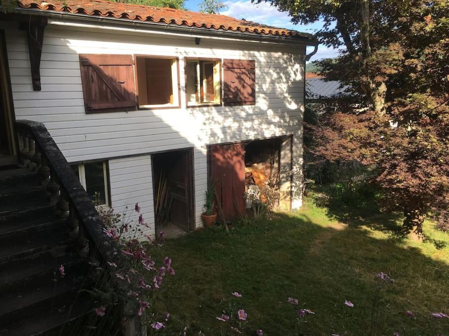 Lerable Pourpre De La Grotte Au Lion Villa Arbon Eksteriør billede
